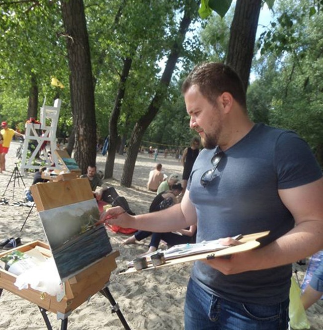 Художник Пугач Андрей на пленэре на труханвом острове
