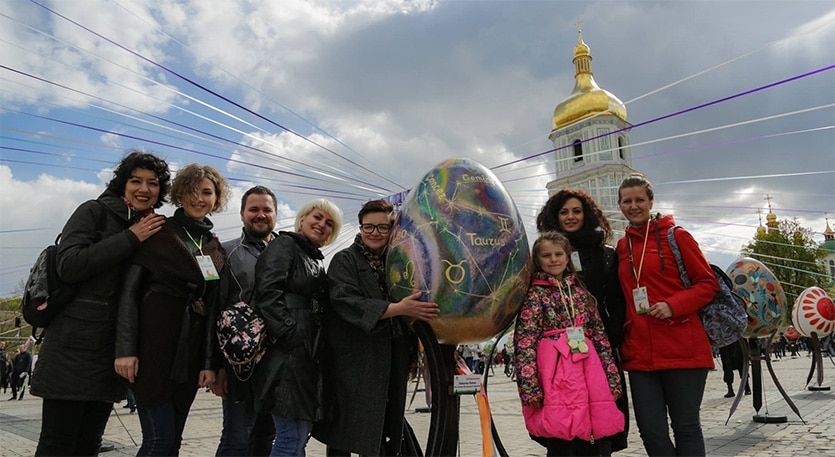 художники на фестивале писанок